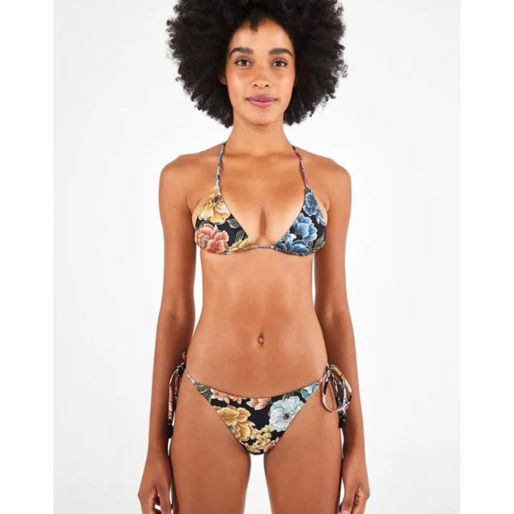 Bikini Farm Rio Chita
